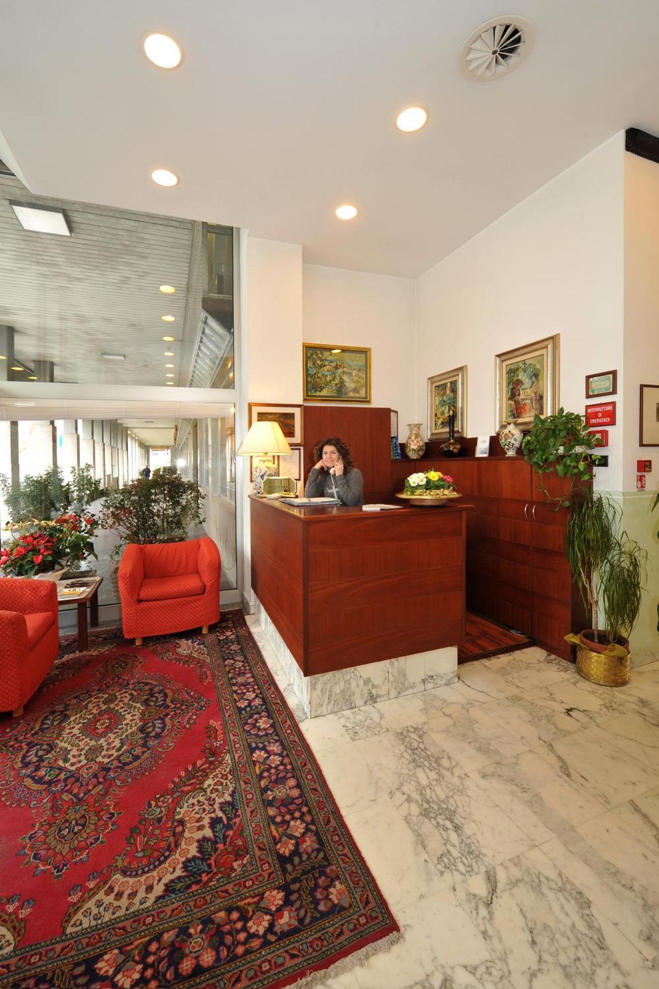 Hotel Alberi Lecco Ngoại thất bức ảnh